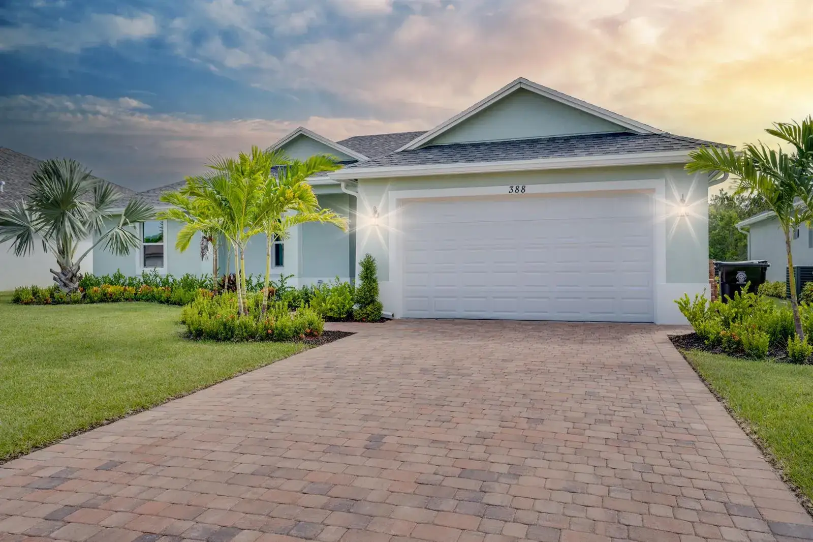 388 SW Vista Lake Drive, Port St. Lucie FL 34983