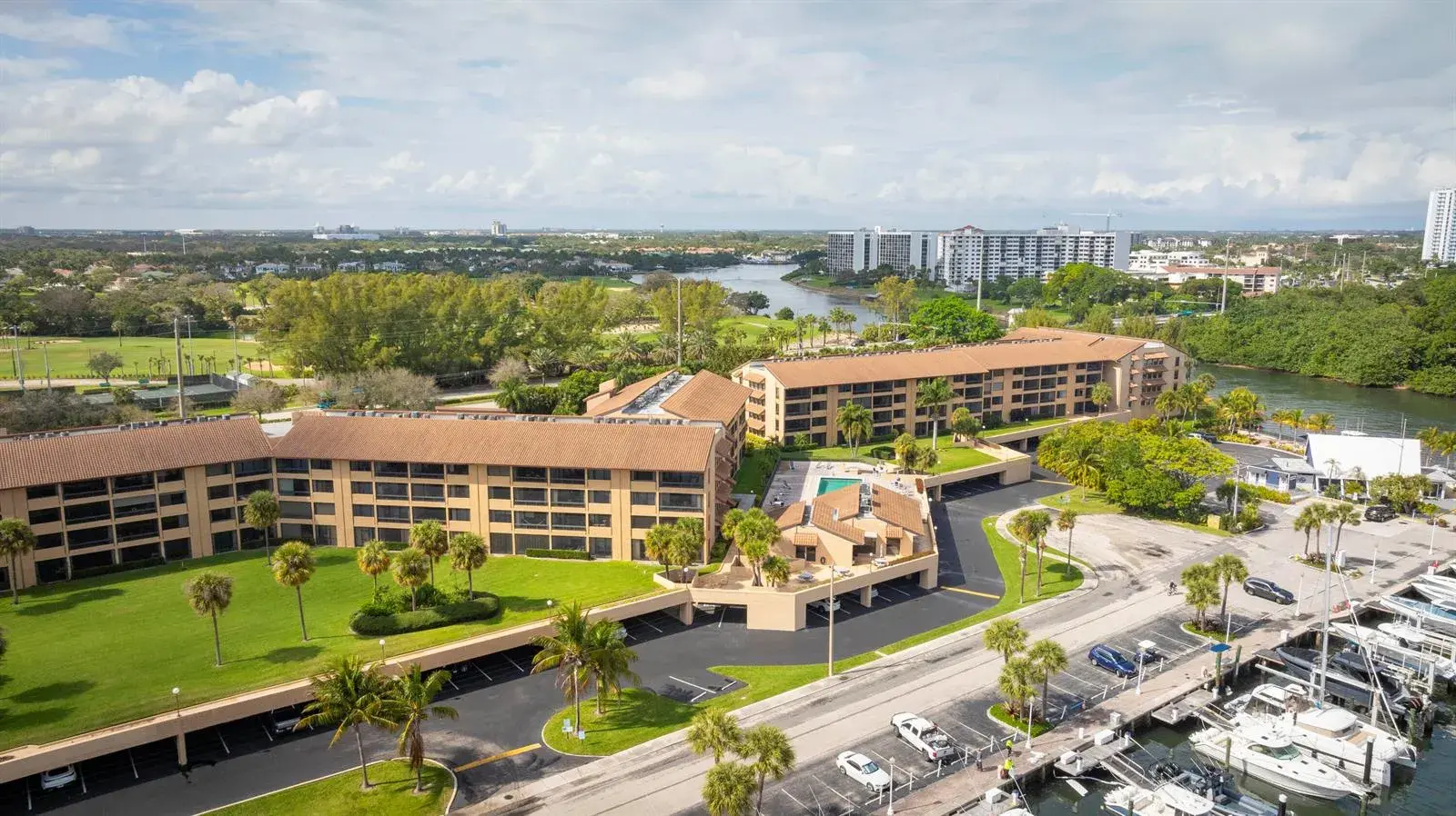 1036 Us Highway 1 # 216, North Palm Beach FL 33408