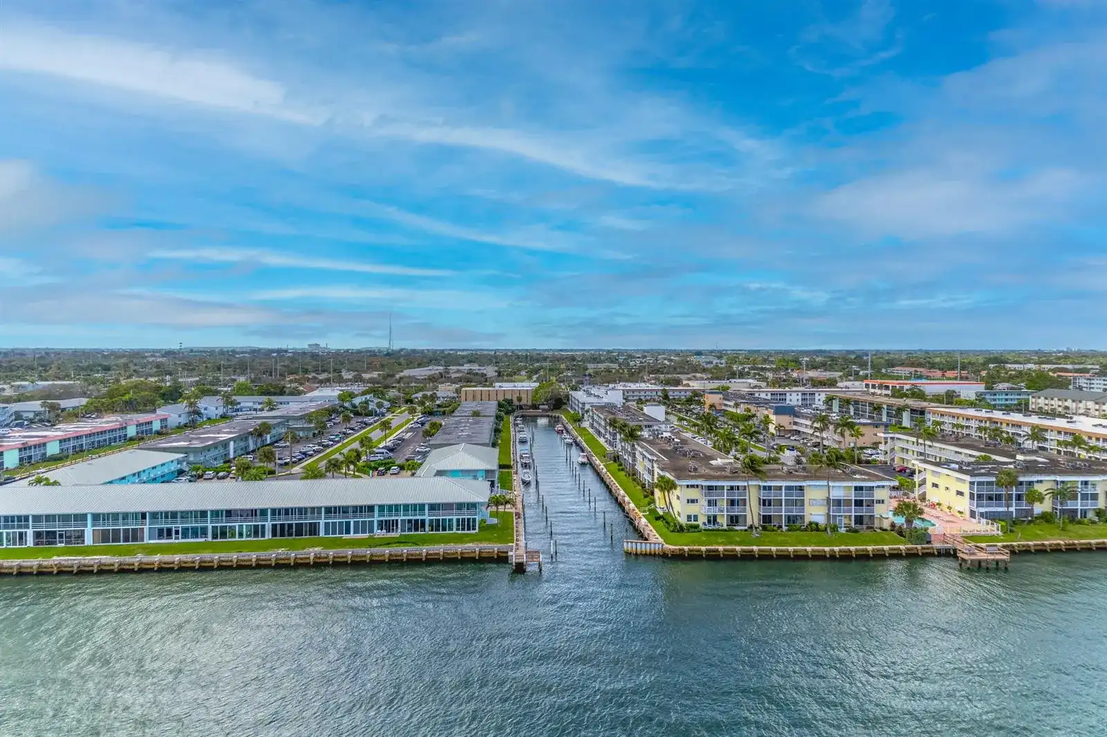 130 Doolen Court # 108, North Palm Beach FL 33408