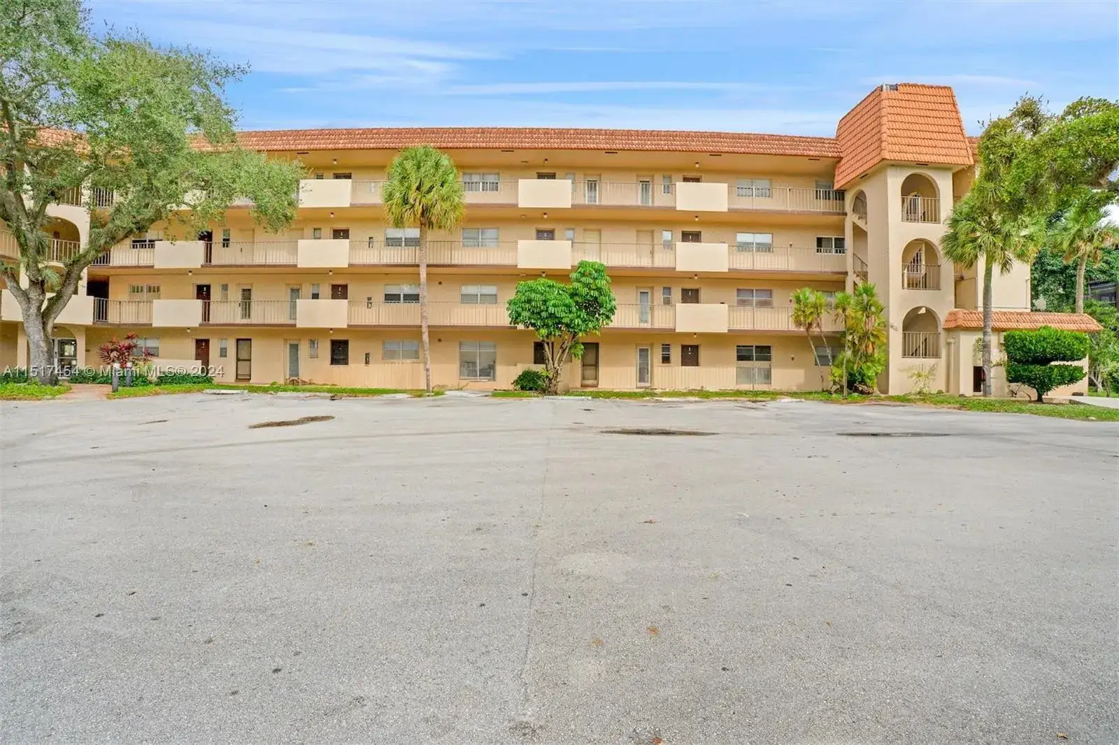 6200 S Falls Cir Drive # 310, Lauderhill FL 33319