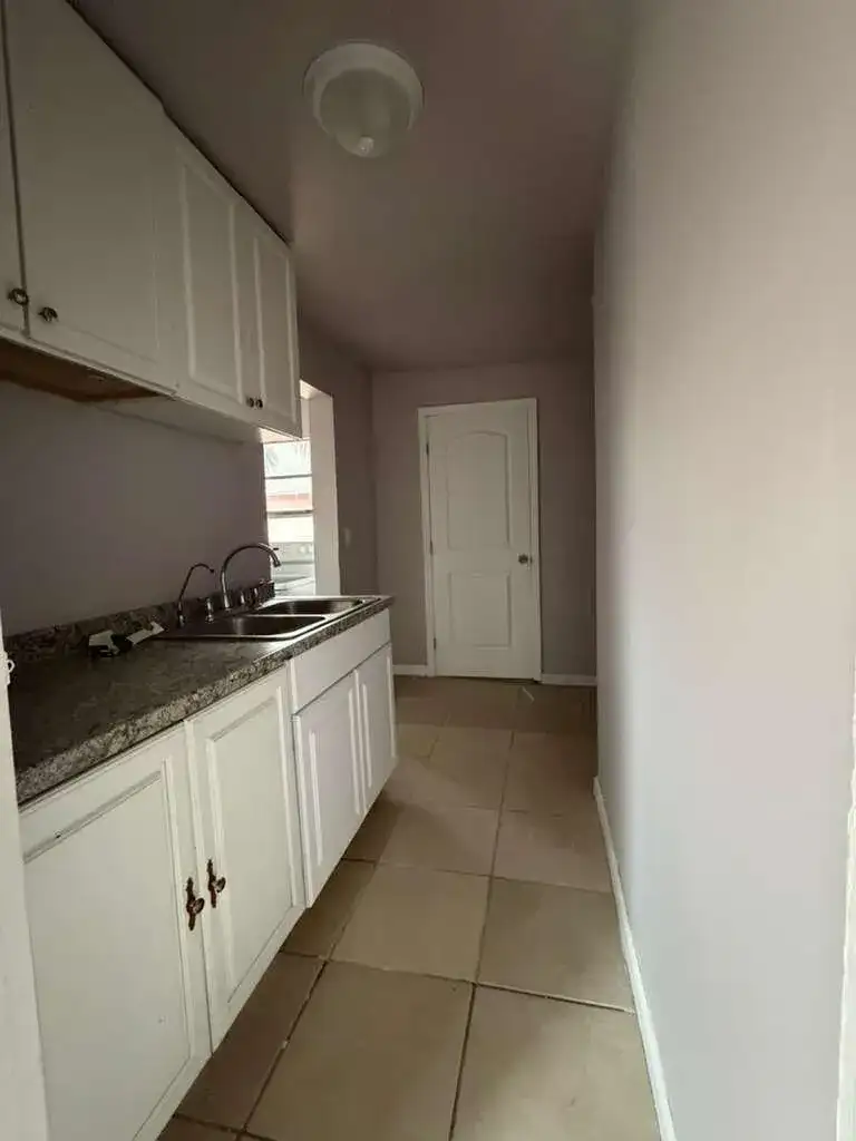 701 N 9th Street # B, Fort Pierce FL 34950 photo 5