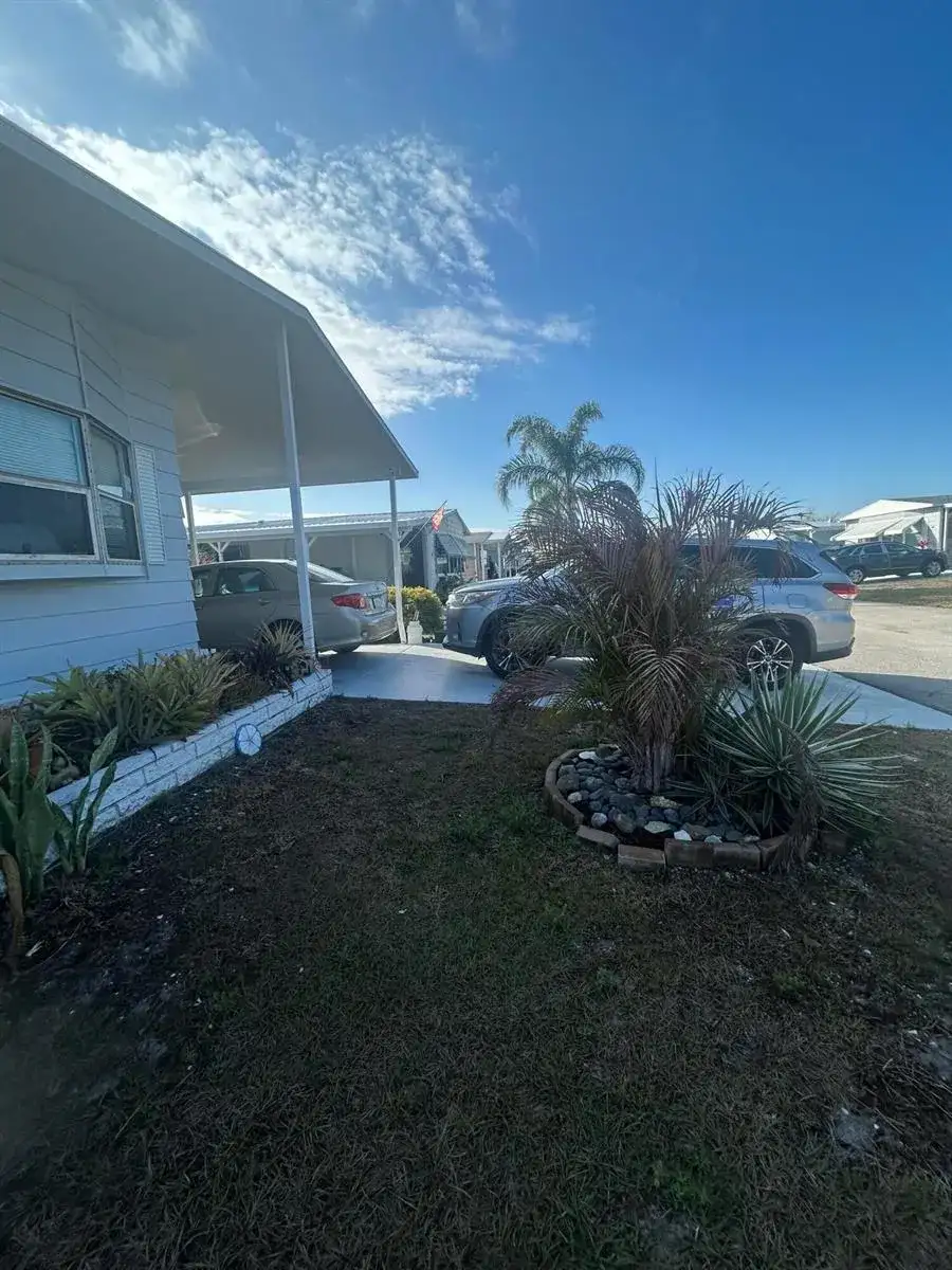 41 Verde Vista, Fort Pierce FL 34951 photo 2