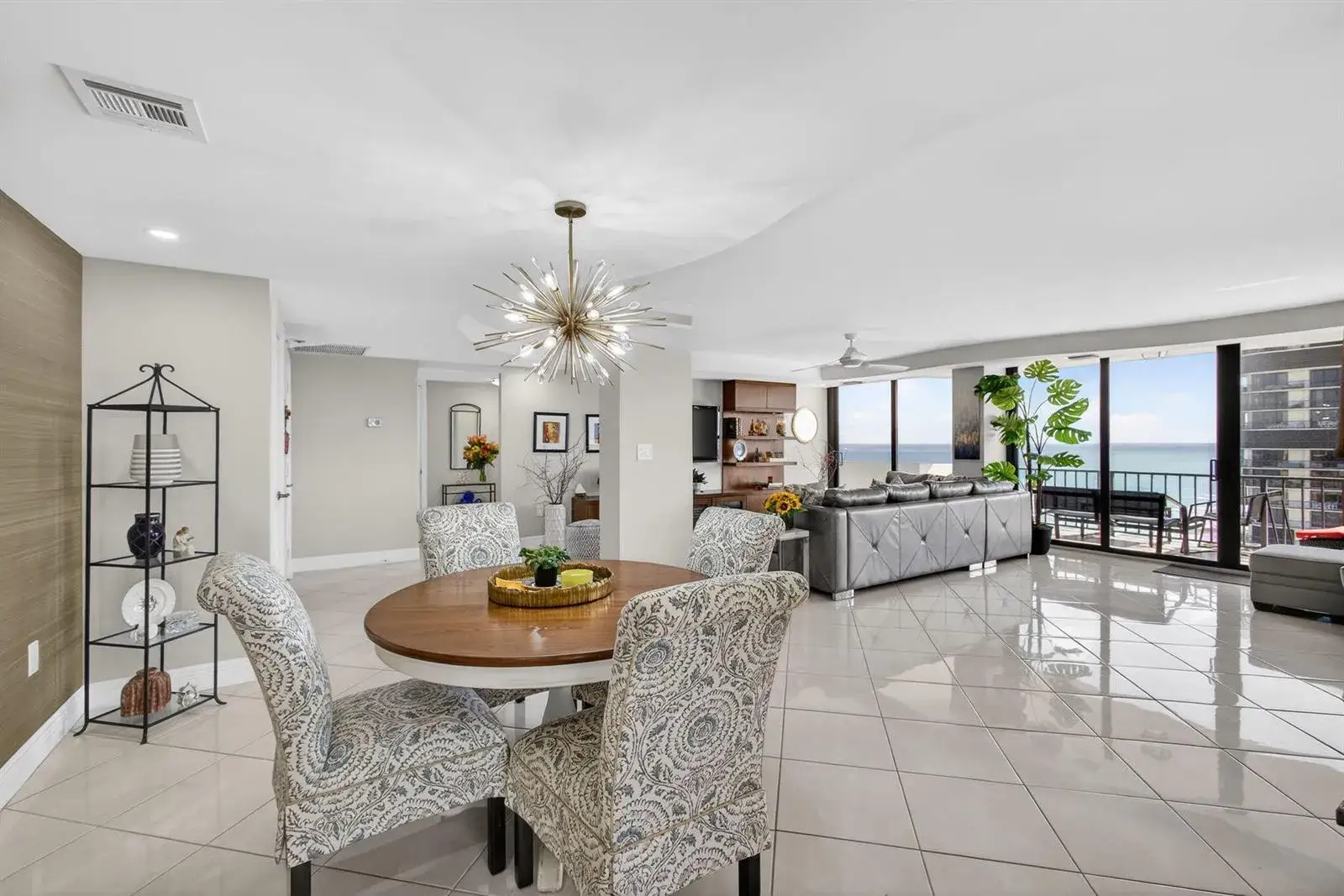 4200 N Ocean Drive # 1804, Singer Island FL 33404