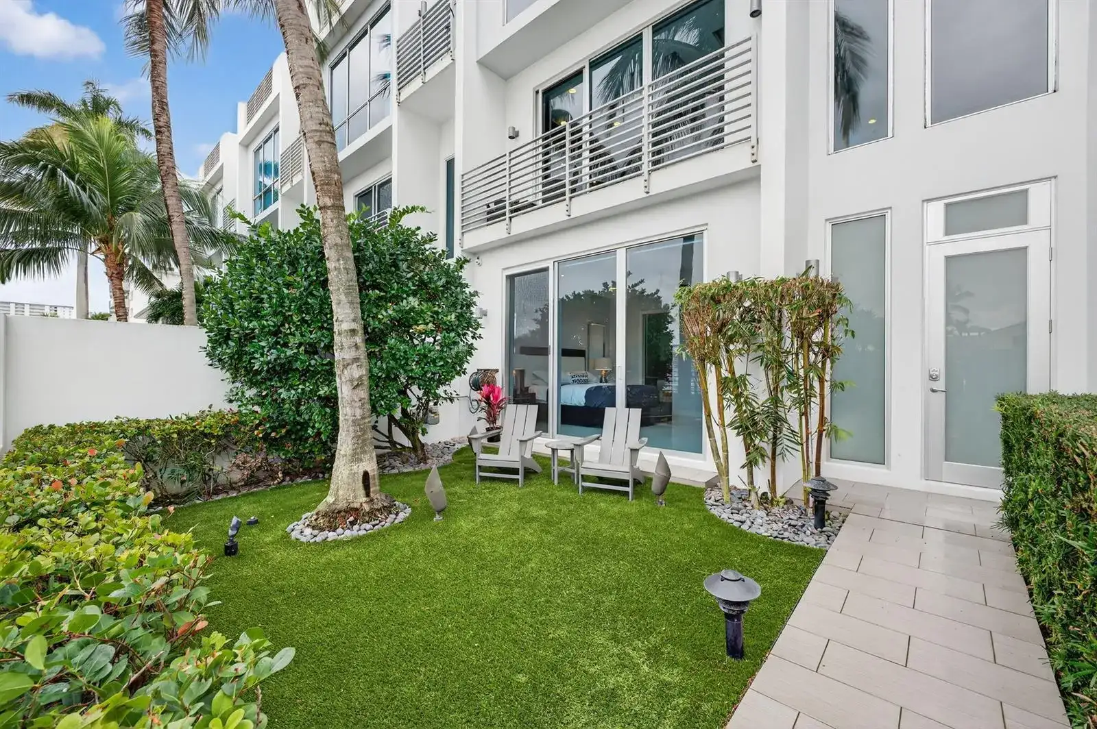 2743 NE 1st Street, Pompano Beach FL 33062 photo 5