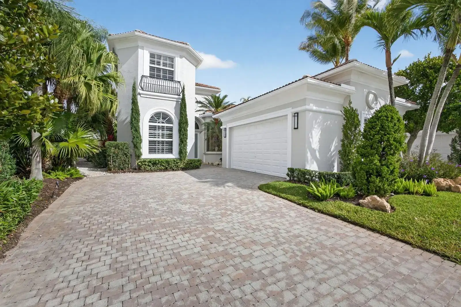 131 Porto Vecchio Way, Palm Beach Gardens FL 33418