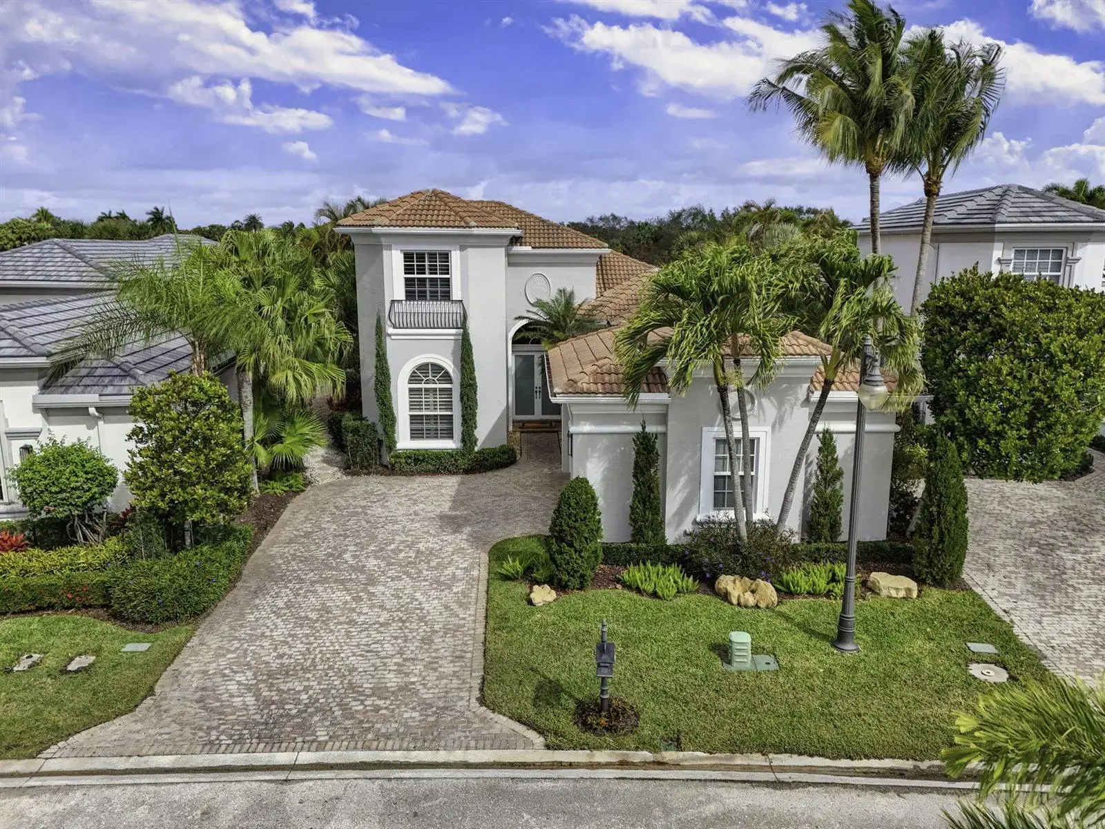 131 Porto Vecchio Way, Palm Beach Gardens FL 33418