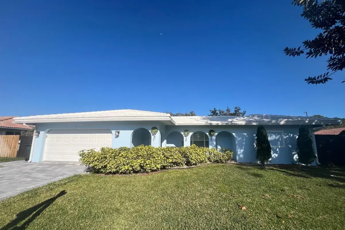 3244 NW 25th Way, Boca Raton FL 33434