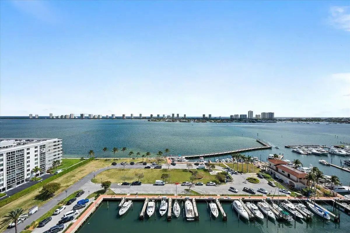 220 Lake Shore Drive # 1401, Lake Park FL 33403 photo 3