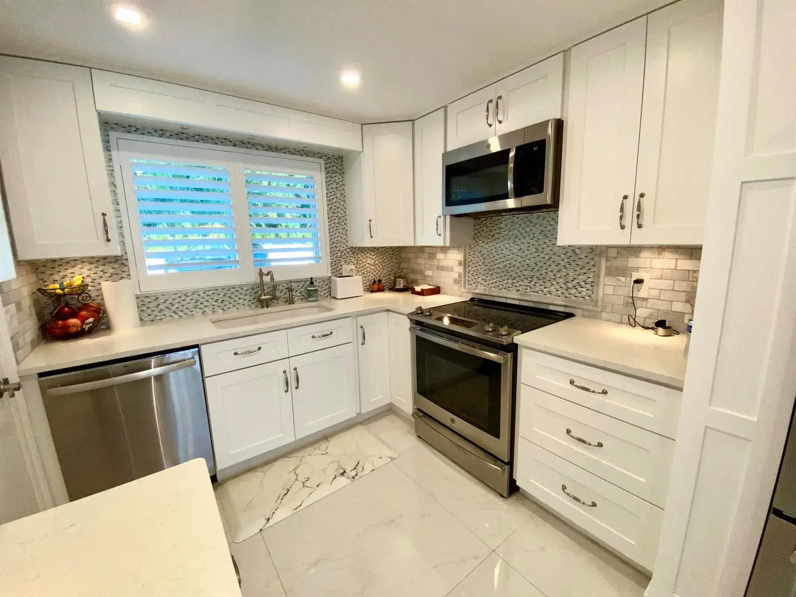 331 Tequesta Drive # 118, Tequesta FL 33469