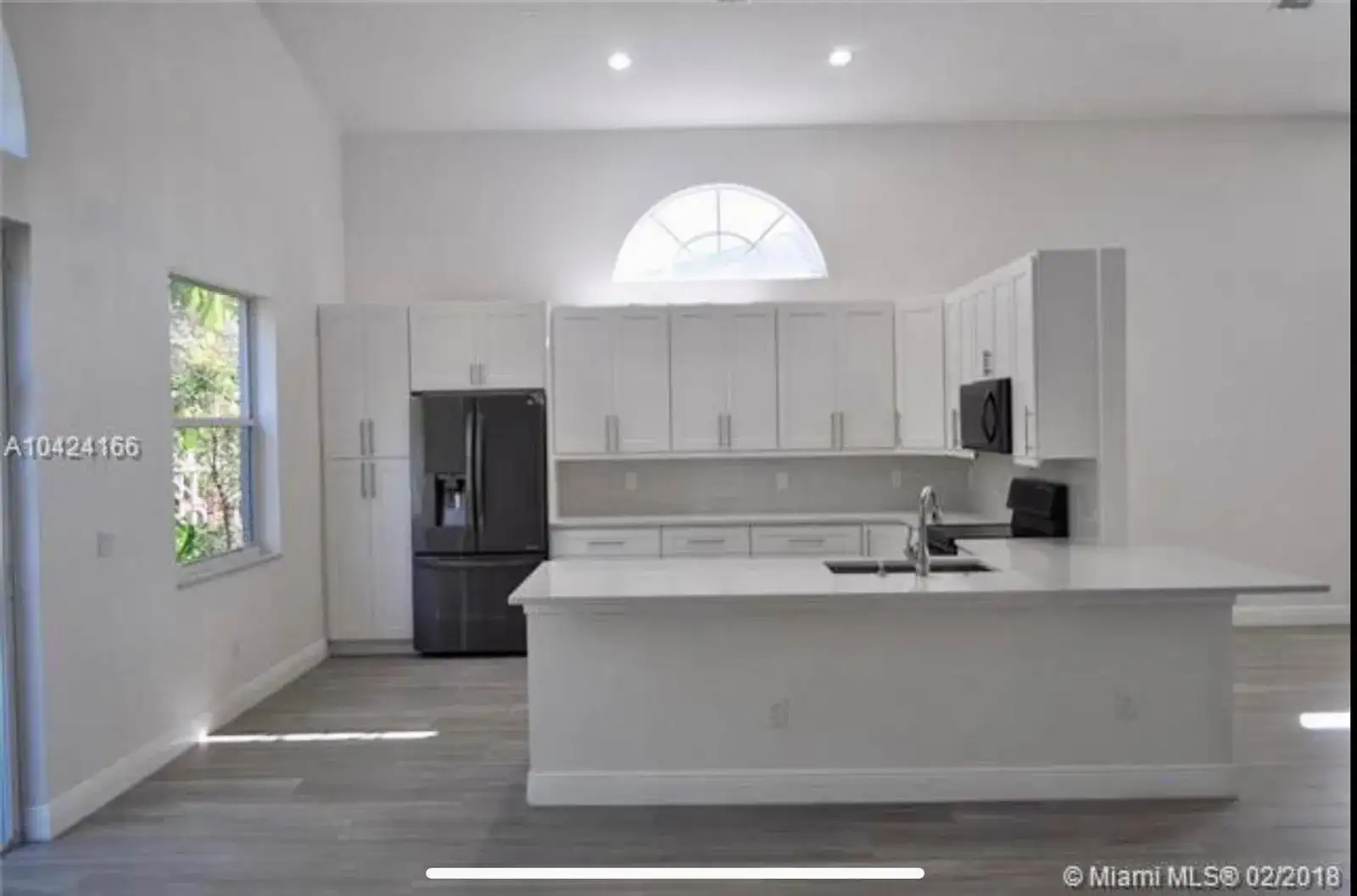 5 Lake Eden Drive, Boynton Beach FL 33435 photo 2