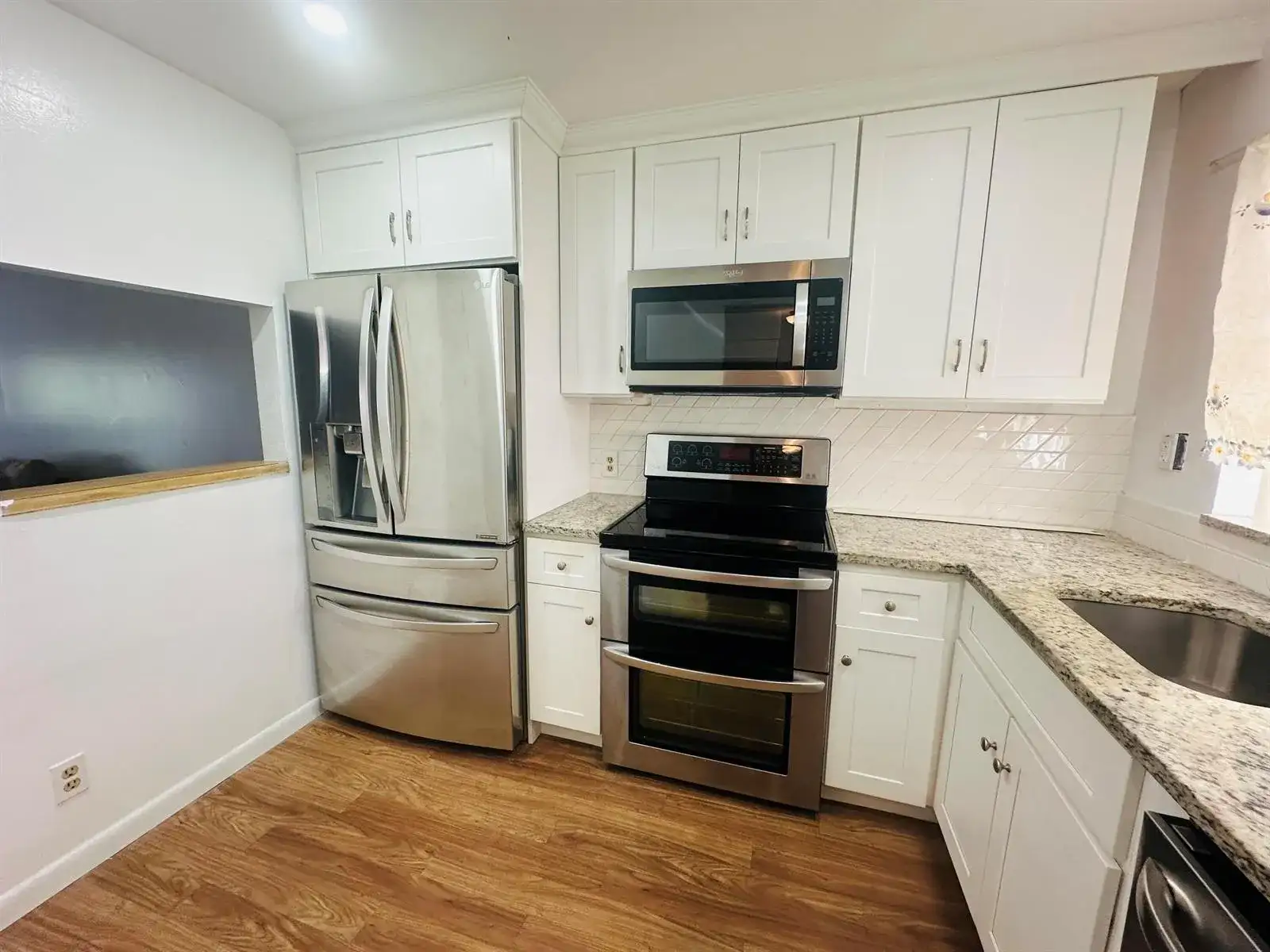 9900 Sunrise Lakes Boulevard # 201, Sunrise FL 33322 photo 3