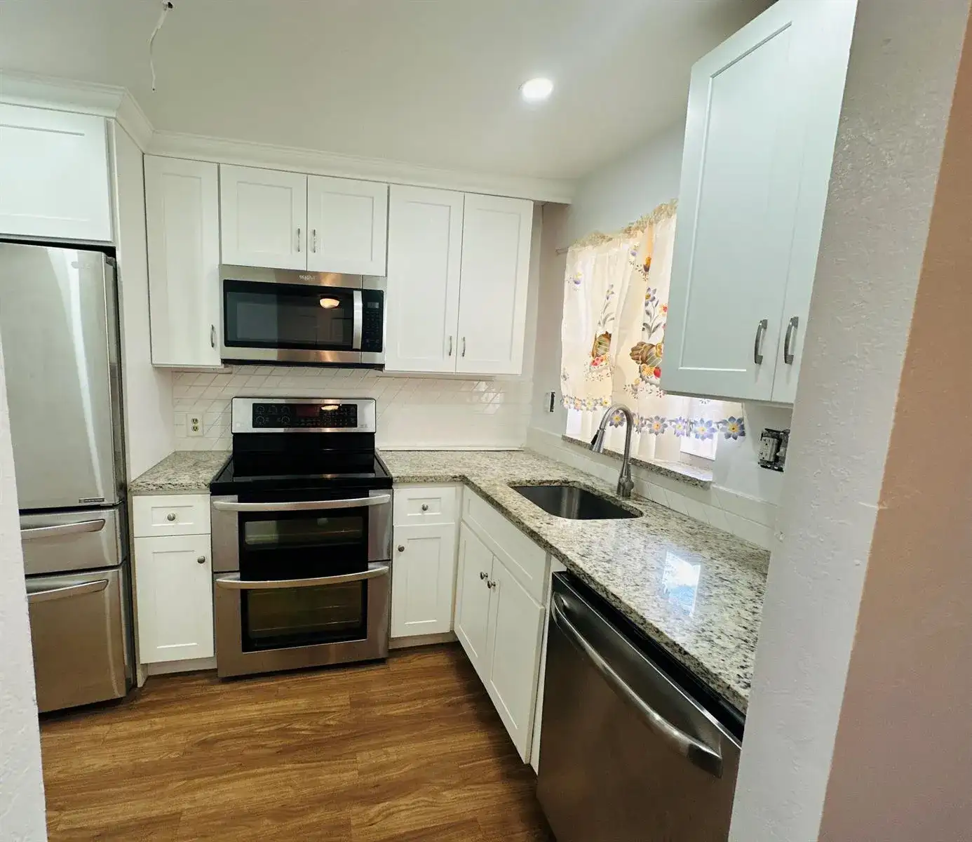 9900 Sunrise Lakes Boulevard # 201, Sunrise FL 33322 photo 5