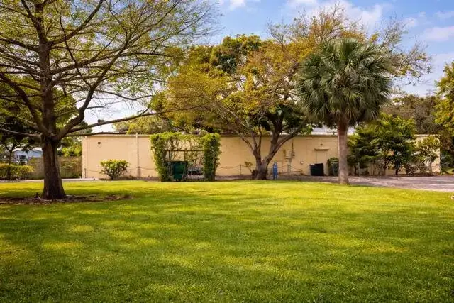 2131 NE 48th Street, Lighthouse Point FL 33064 photo 4
