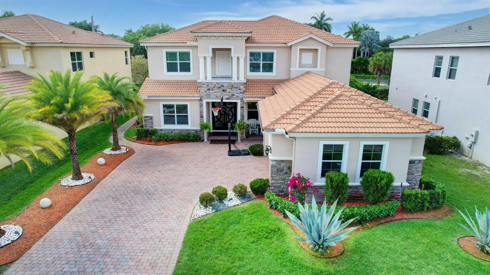 8952 Cypress Grove Lane, Royal Palm Beach FL 33411 photo 4