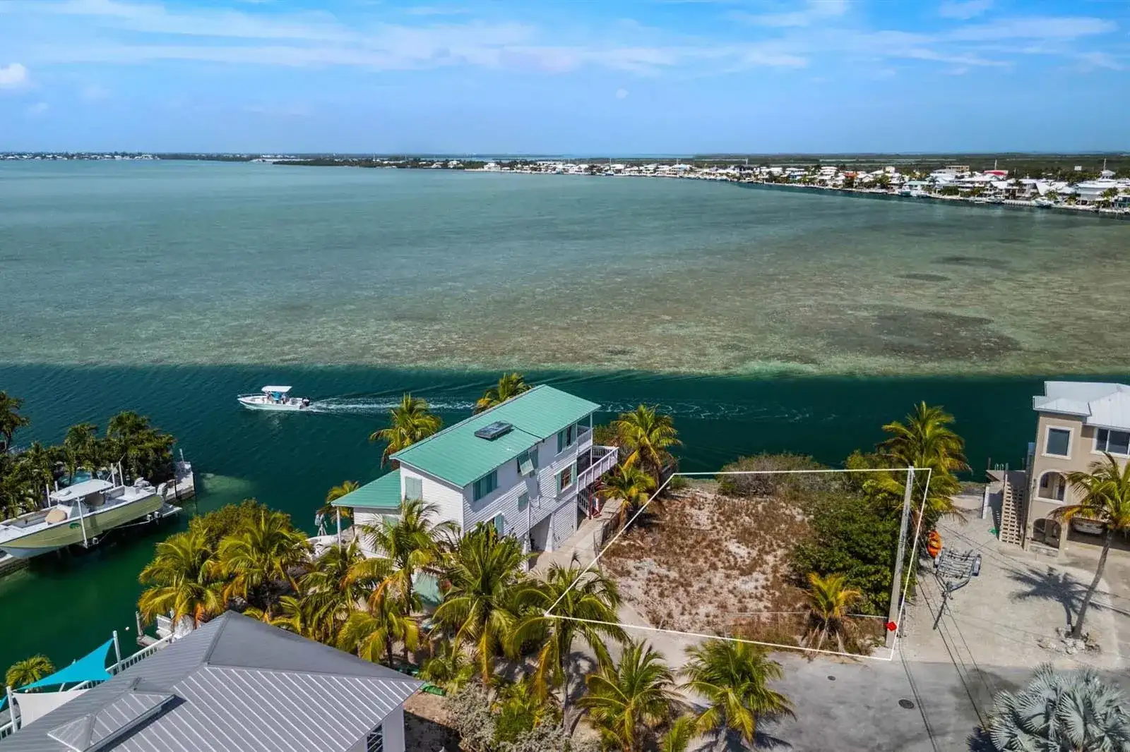 00000 Lagoon Drive, FL 33042 photo 2