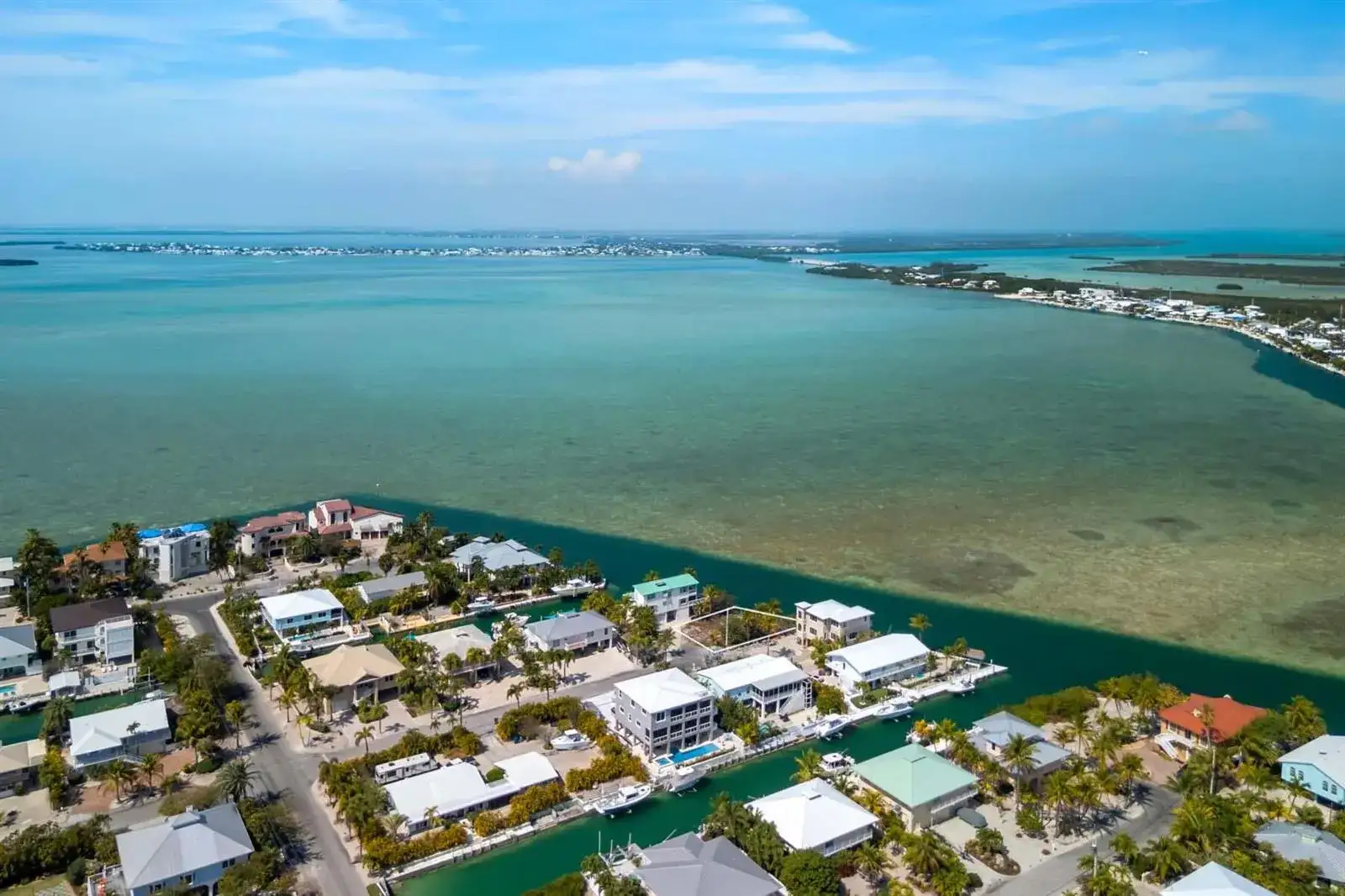 00000 Lagoon Drive, FL 33042 photo 4