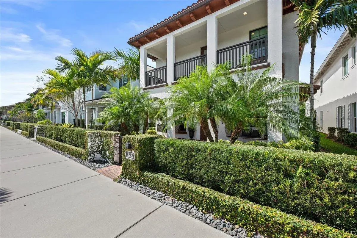 13237 Alton Road, Palm Beach Gardens FL 33418 photo 4