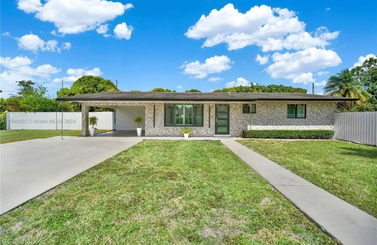 18295 SW 294th Street, Homestead FL 33030 photo 4