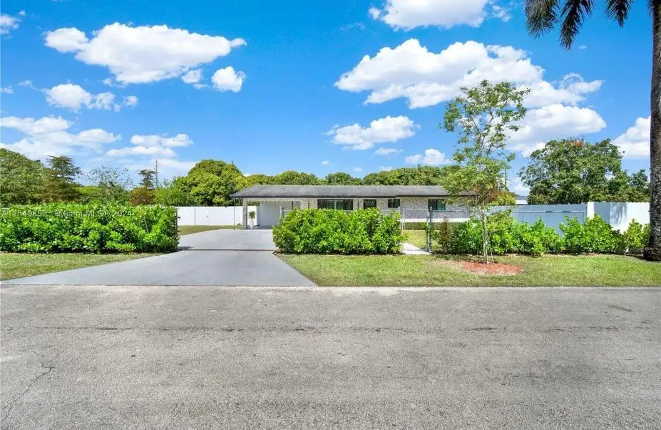 18295 SW 294th Street, Homestead FL 33030 photo 5