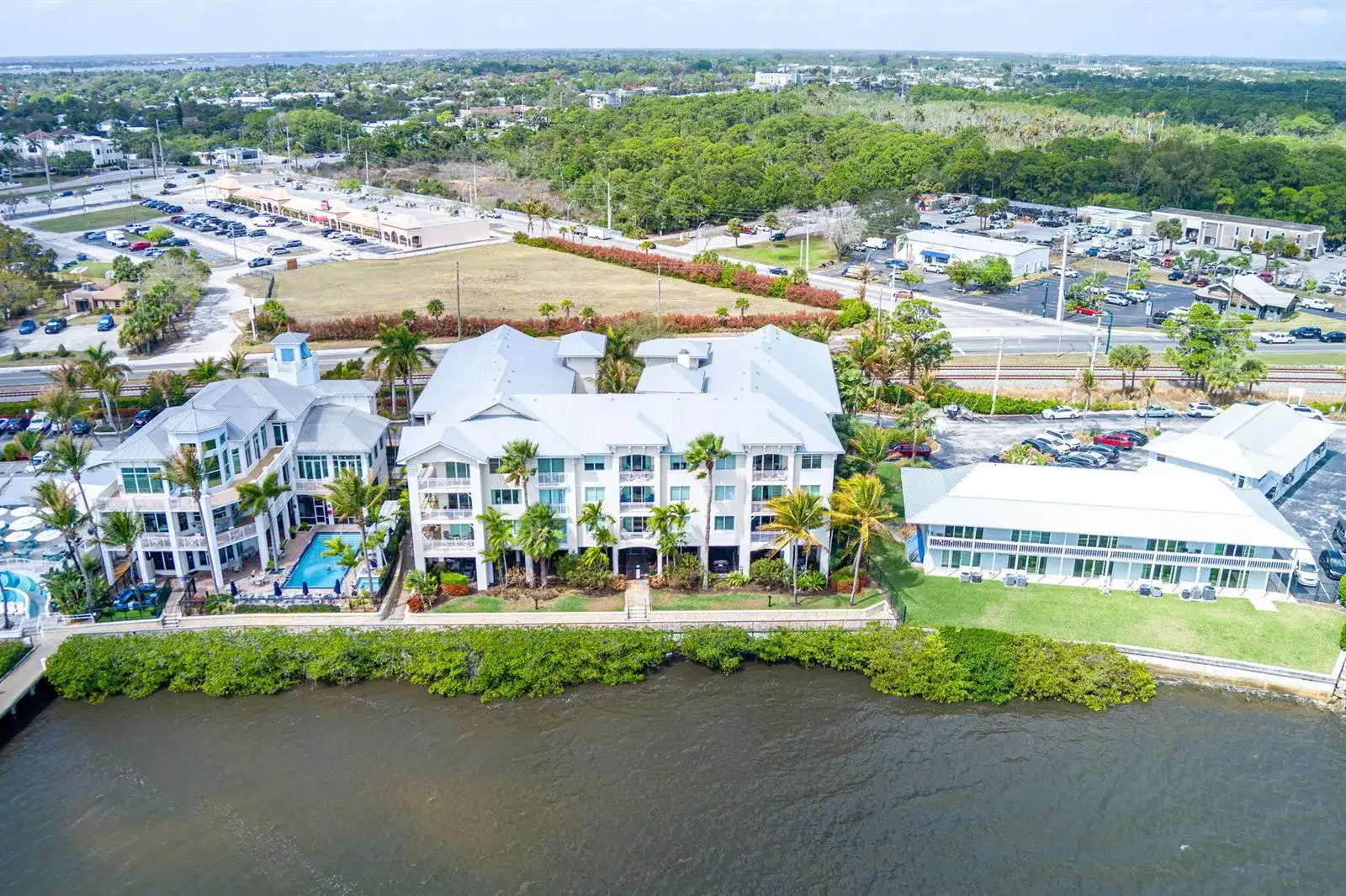 975 NW Flagler Avenue # 302, Stuart FL 34994 photo 2
