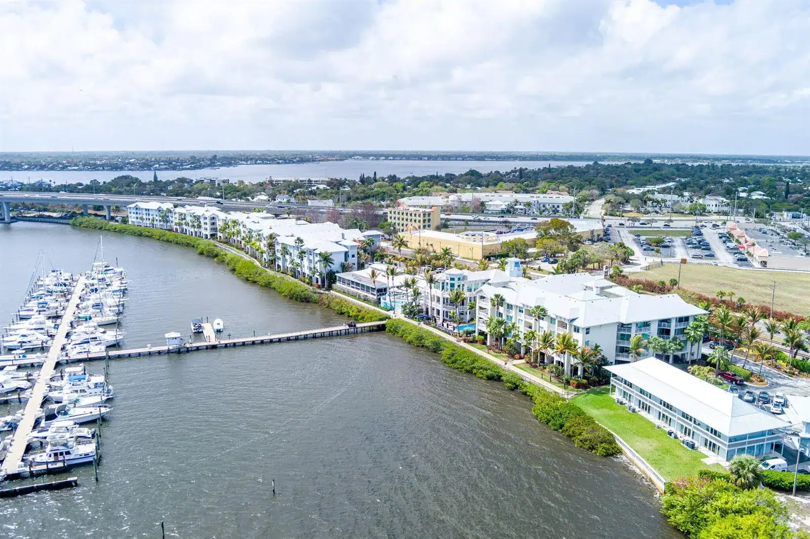 975 NW Flagler Avenue # 302, Stuart FL 34994 photo 4