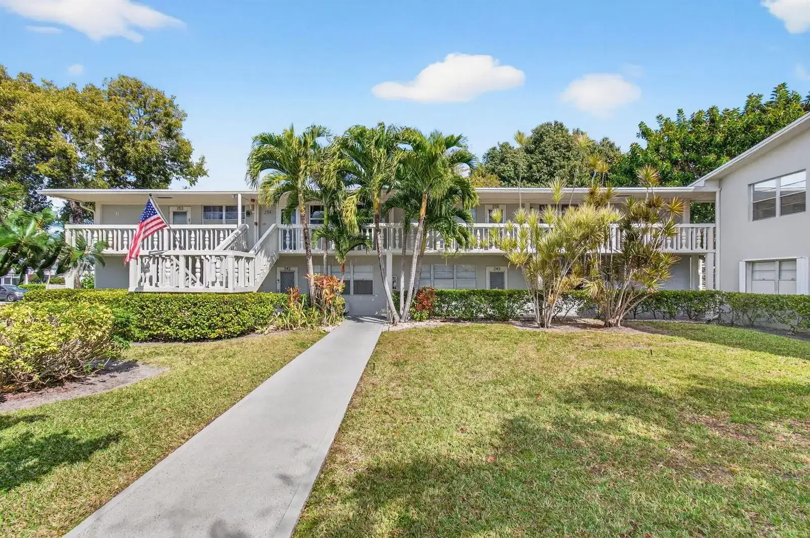 247 Ventnor R, Deerfield Beach FL 33442