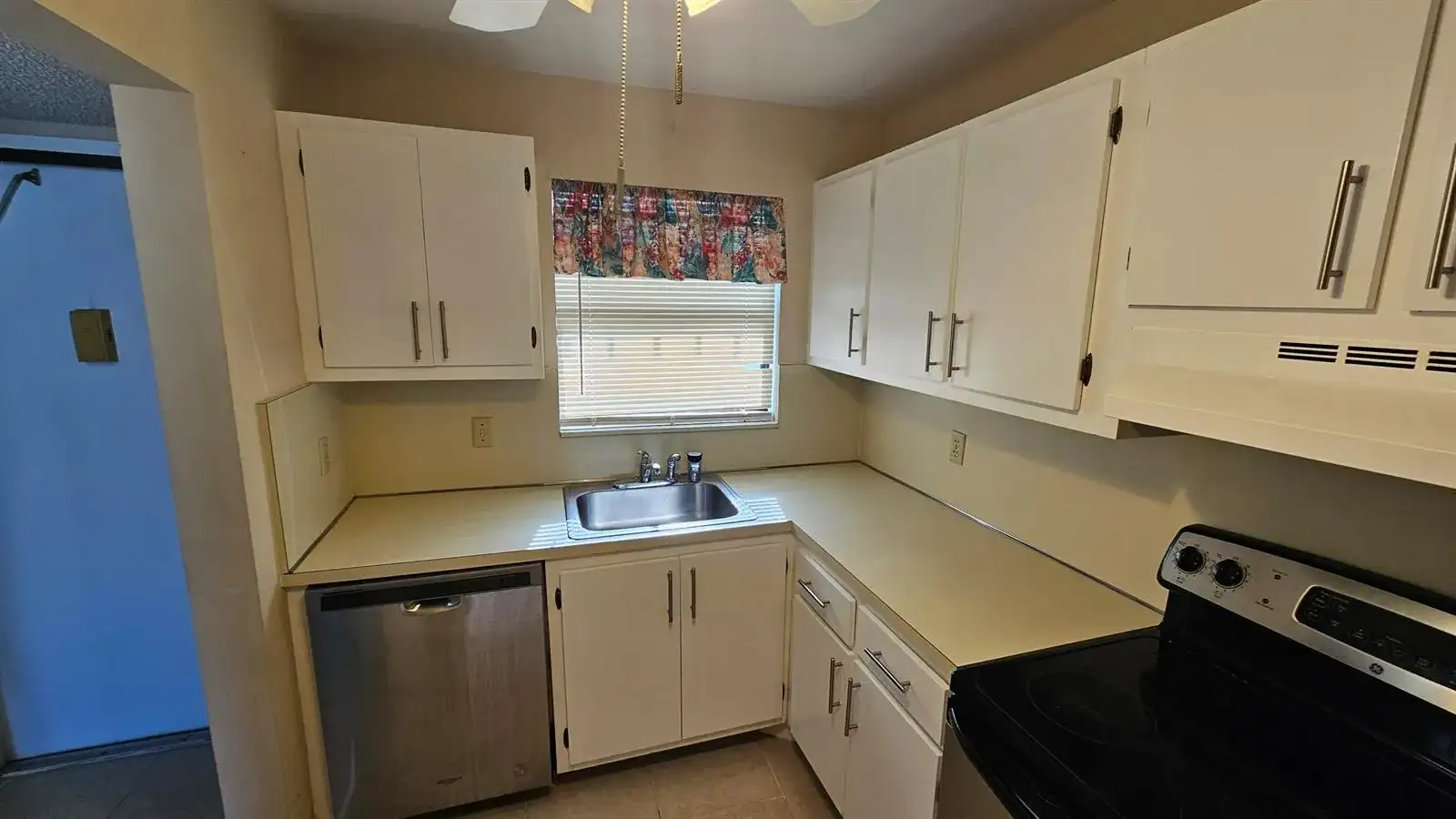 4640 Lucerne Lakes Boulevard W # 303, Lake Worth FL 33467 photo 3