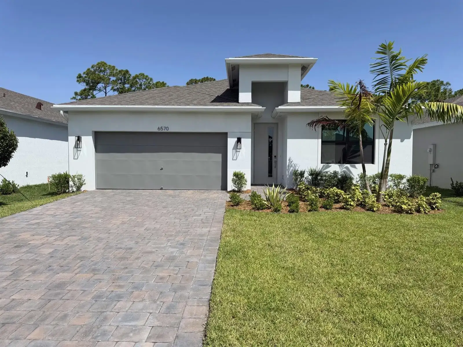 6570 SE Park Trace Drive, Stuart FL 34997