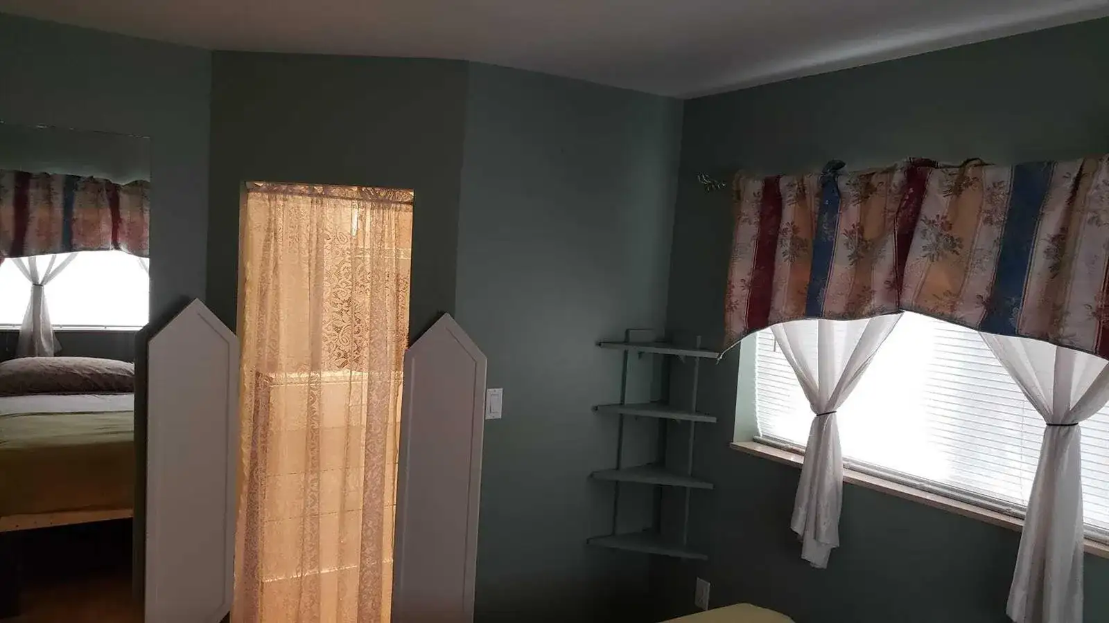 2334 NE 136th Street, North Miami Beach FL 33181 photo 2
