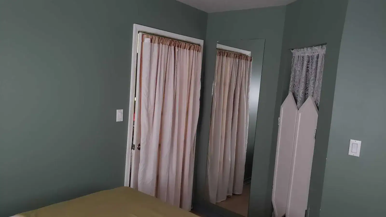 2334 NE 136th Street, North Miami Beach FL 33181 photo 4