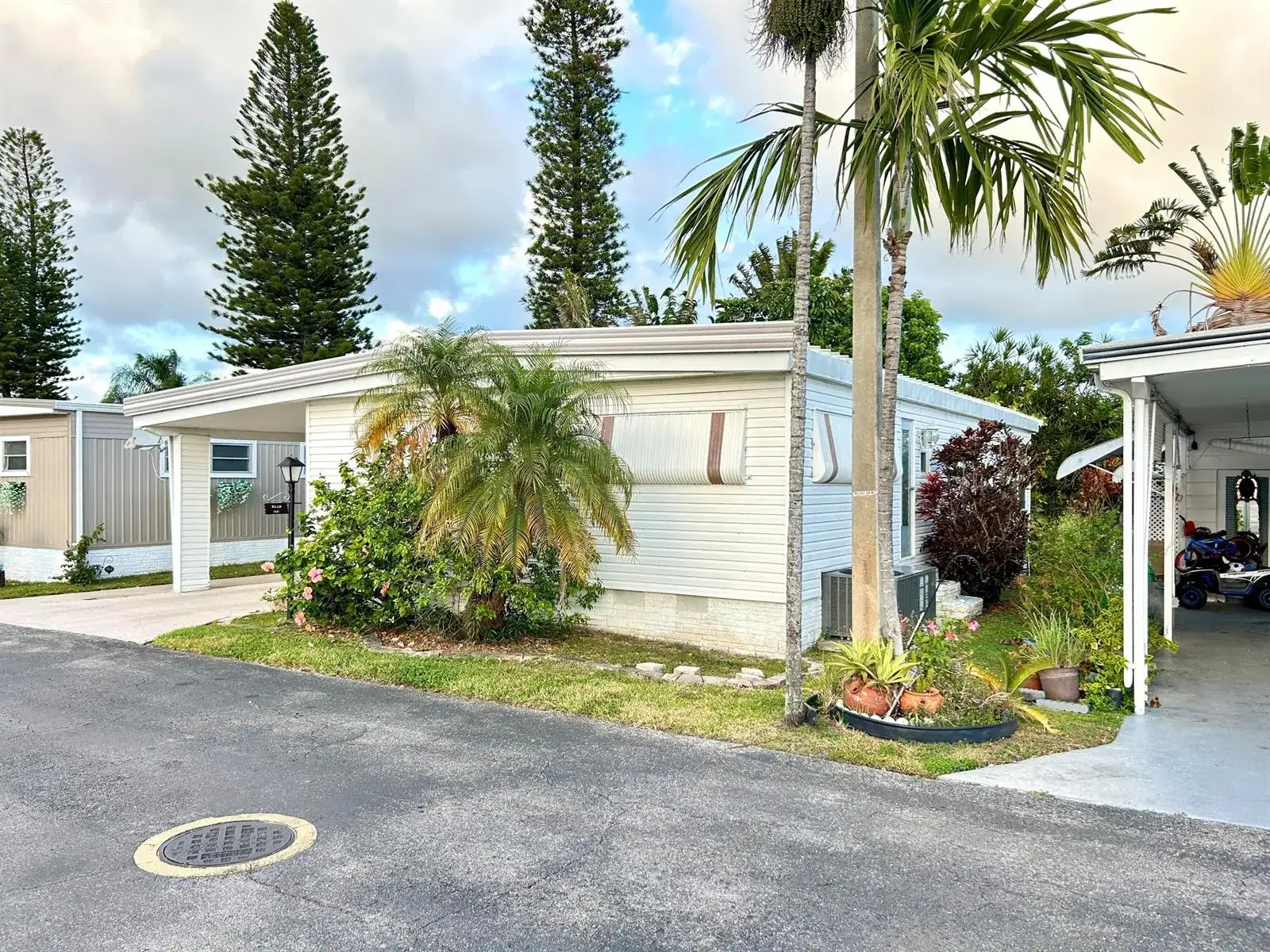 1541 S 32nd Avenue, Hollywood FL 33021 photo 2