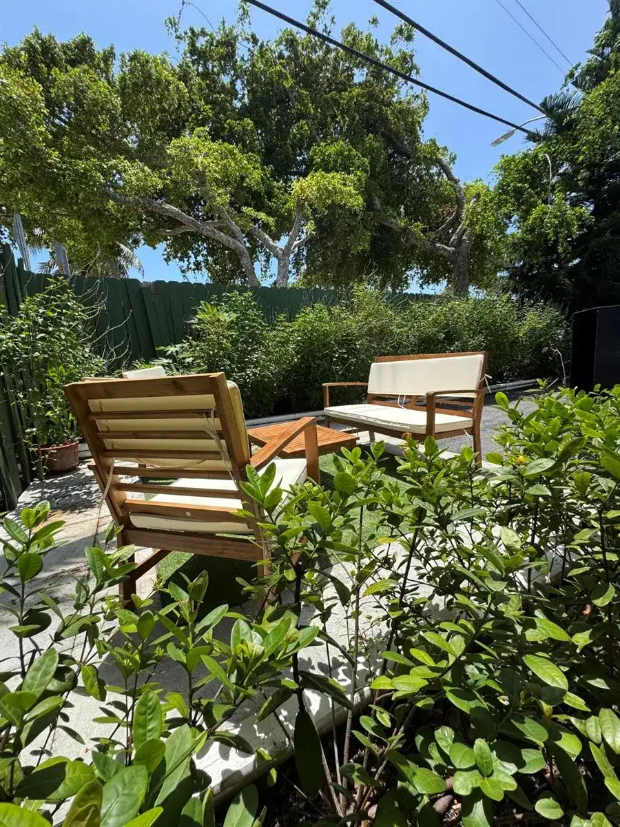 3725 S Olive Avenue # A, West Palm Beach FL 33405 photo 2