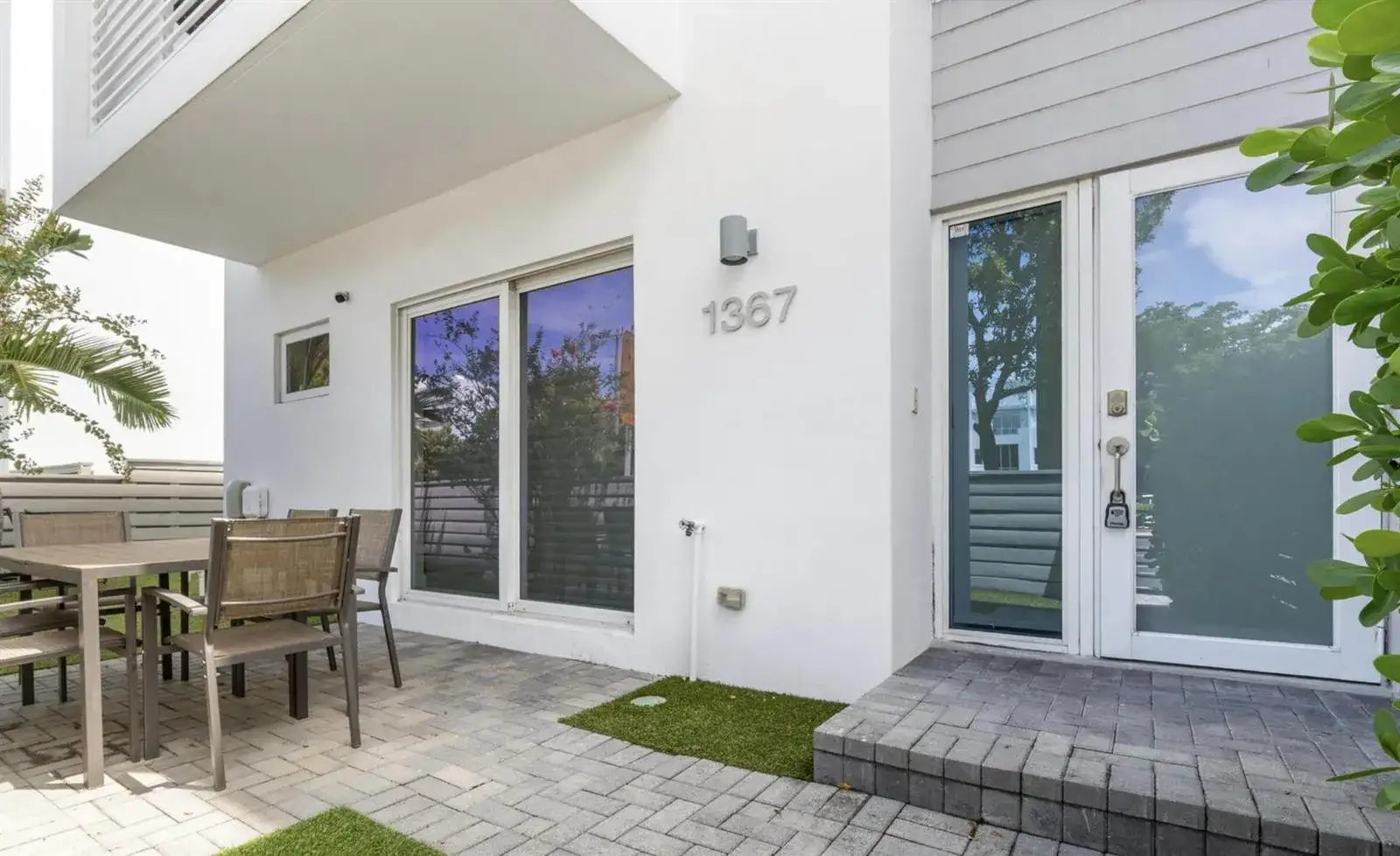 1367 N Ocean Boulevard, Pompano Beach FL 33062 photo 3