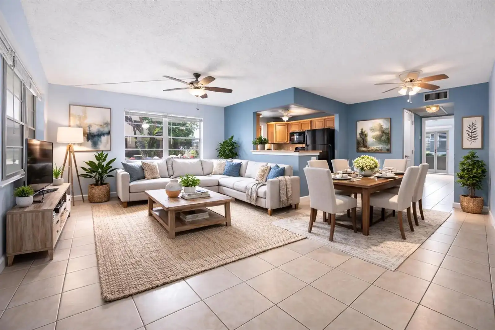35 Sussex B, West Palm Beach FL 33417