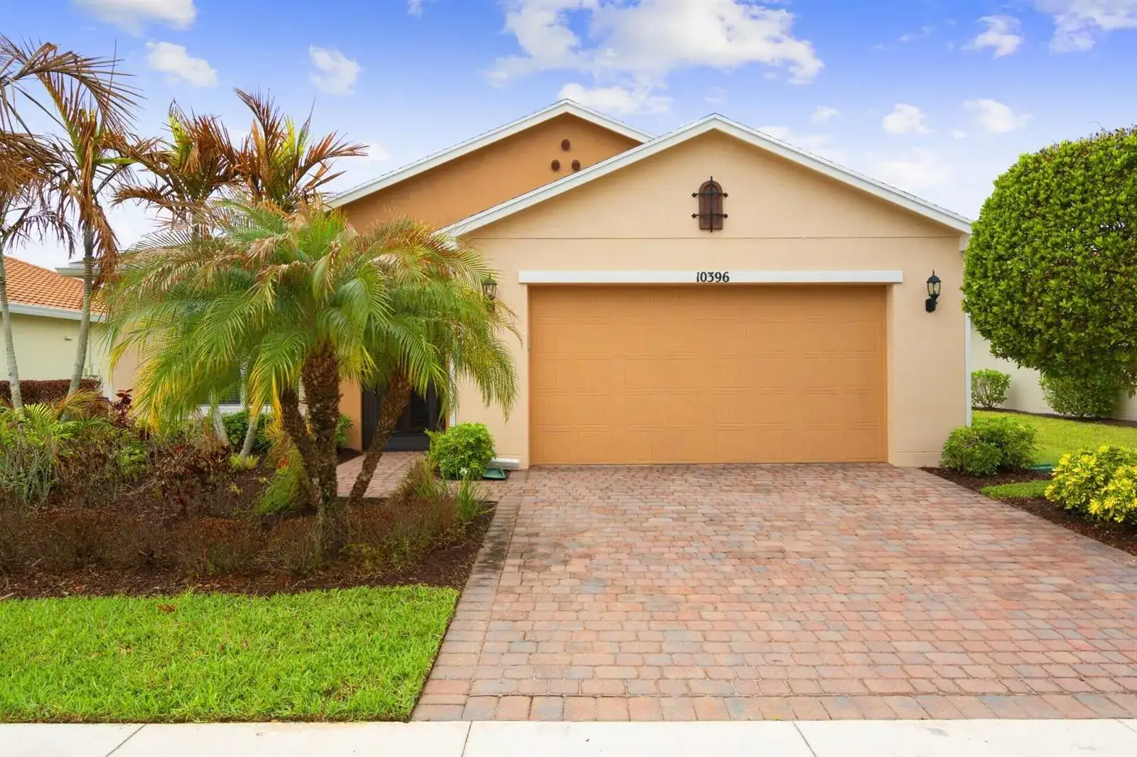 10396 SW Ligustrum Drive, Port St. Lucie FL 34987