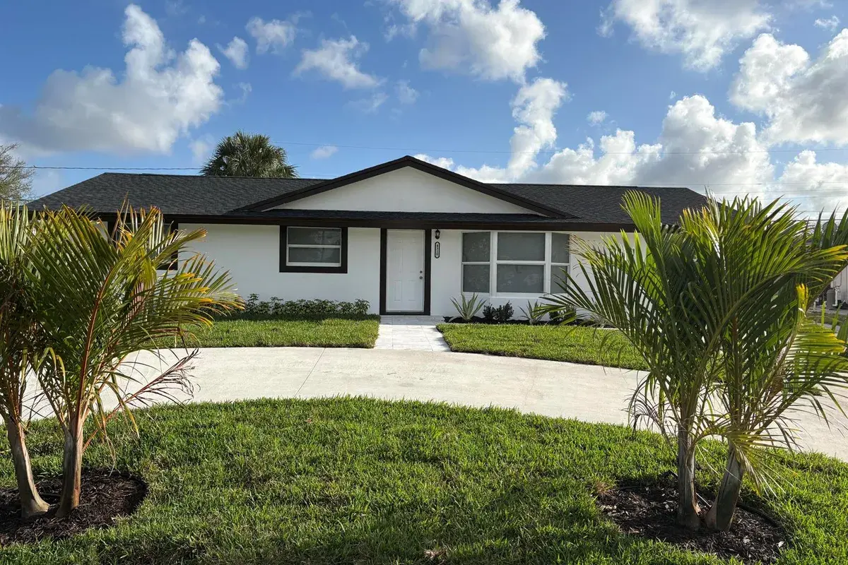 4318 Crestdale Street, Palm Beach Gardens FL 33410