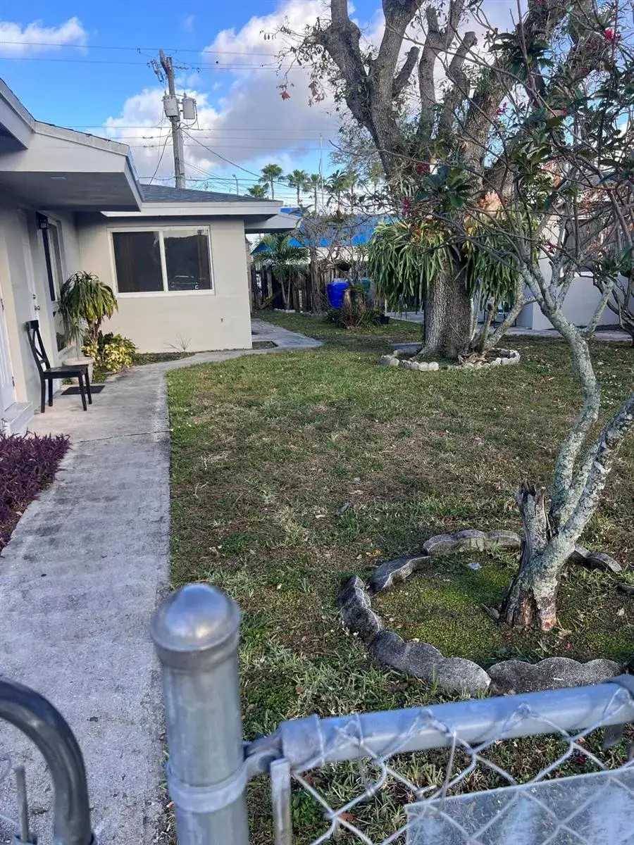 2030 SW 41st Avenue # 3, Fort Lauderdale FL 33317