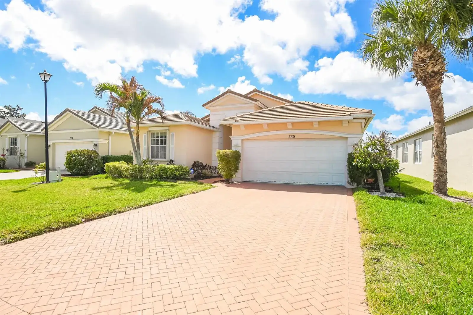 350 SW Lake Forest Way, Port St. Lucie FL 34986 photo 2