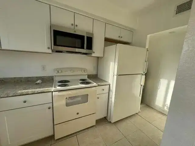 8428 NW 2nd Avenue # 8428, Miami FL 33150 photo 5