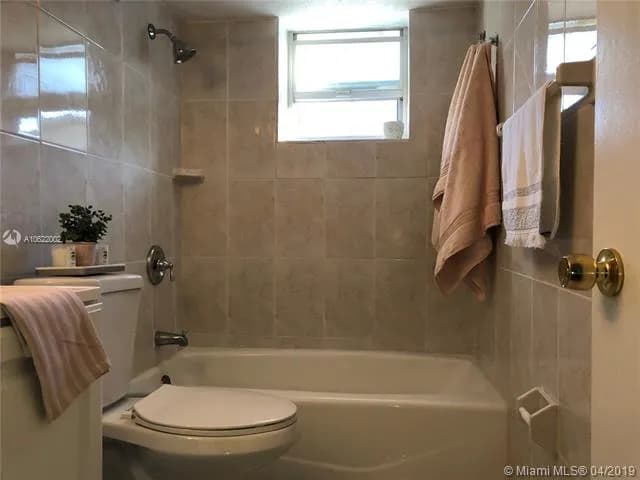 2 bedroom 1 bath for sale at 444 SW 4th St # 105, Miami FL 33130