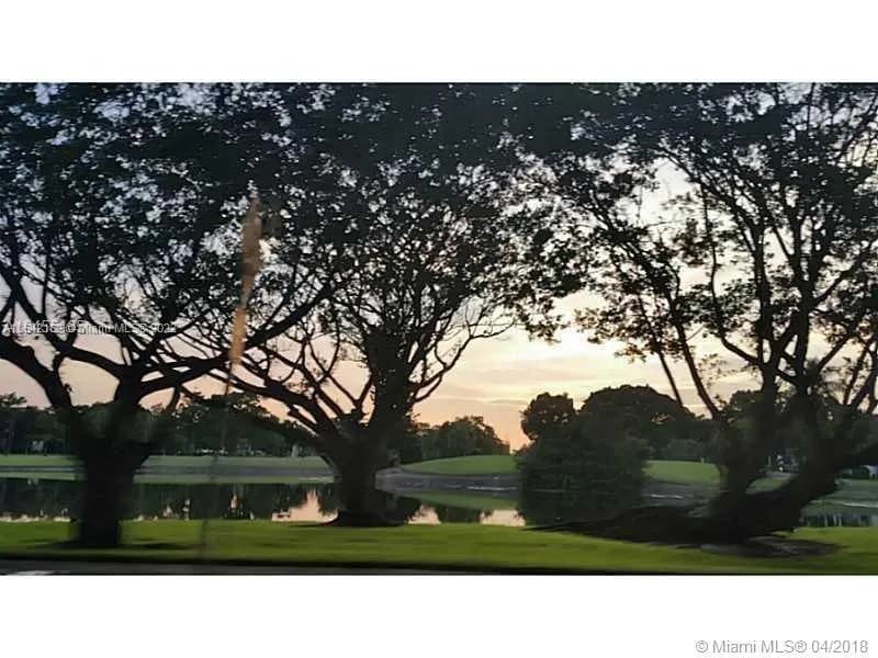 2 bedroom 2 bath for sale at 4170 Inverrary Dr # 111, Lauderhill FL 33319