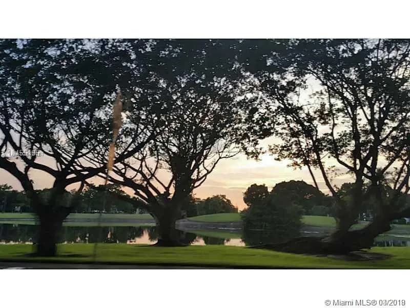 4164 Inverrary Dr # 813, Lauderhill FL 33319