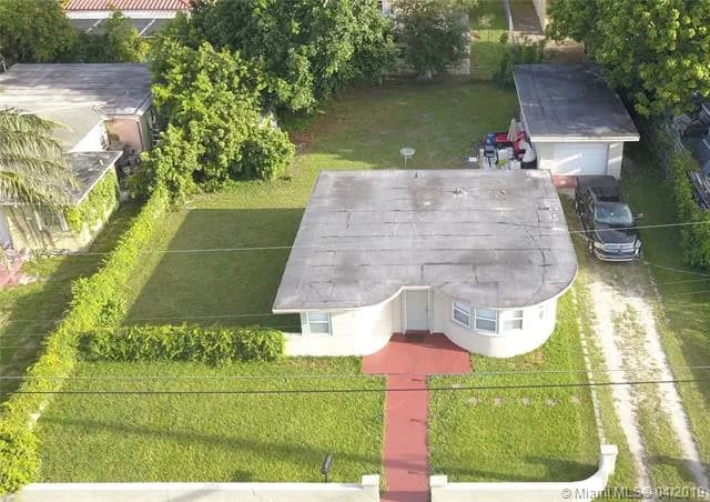 340 NE 170th St, North Miami Beach FL 33162