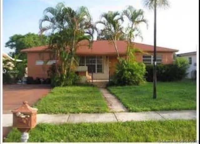 3 bedroom 1 bath for sale at 4701 SW 27th St, West Park FL 33023