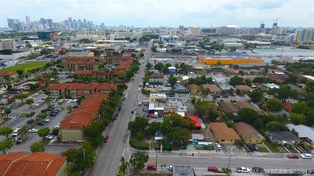 1018 NW 26th St, Miami FL 33127