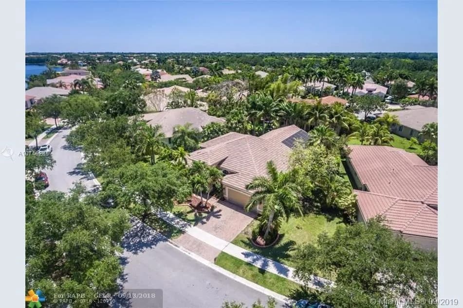 1209 Ginger Cir, Weston FL 33326