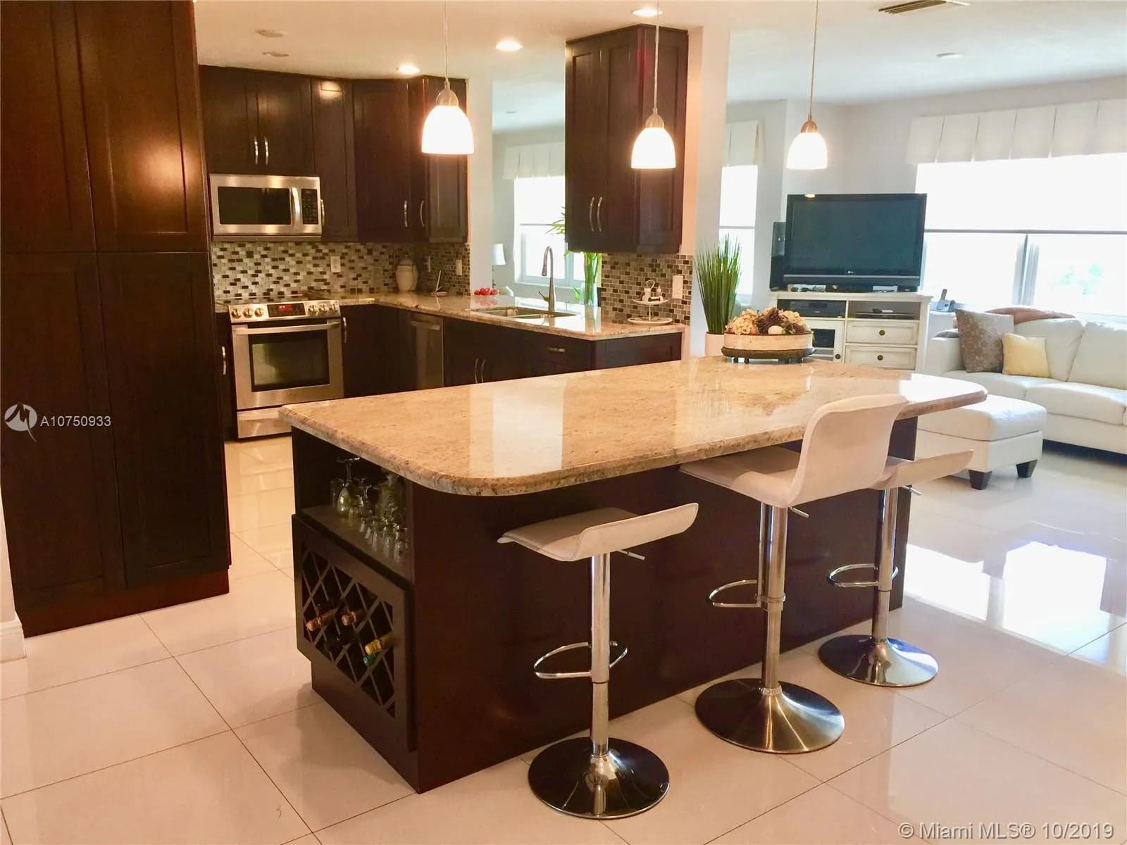 215 SE 3rd Ave # 501C, Hallandale Beach FL 33009