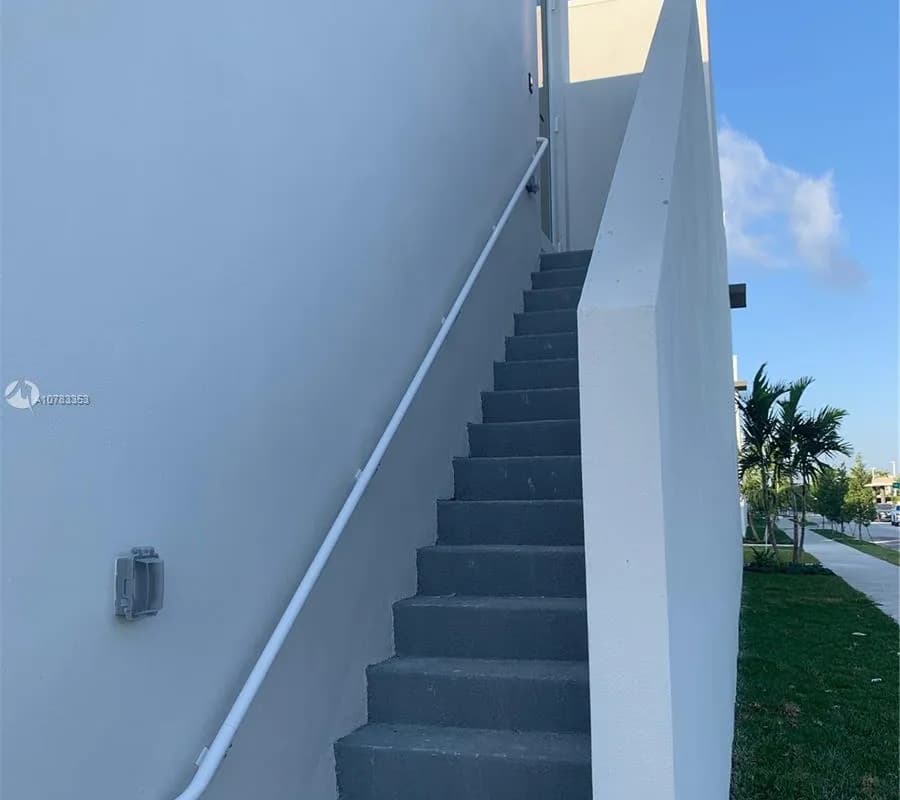 6683 NW 103rd Pkwy # 6683, Doral FL 33178