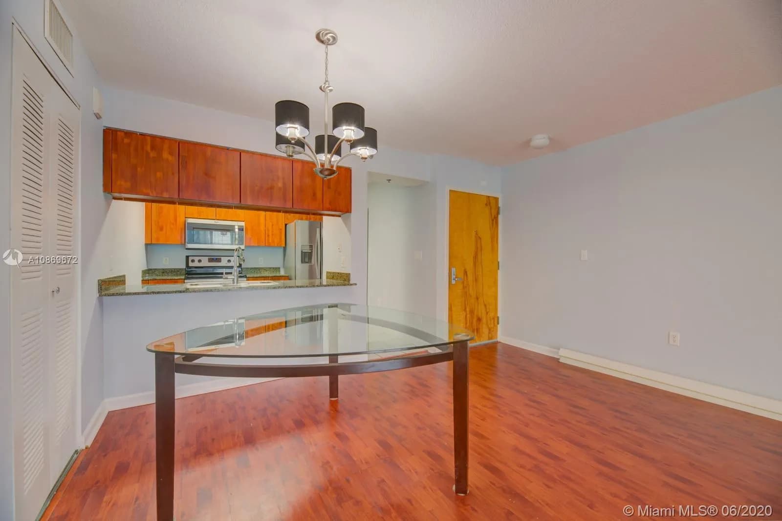 1200 Brickell Bay Dr # 2024, Miami FL 33131