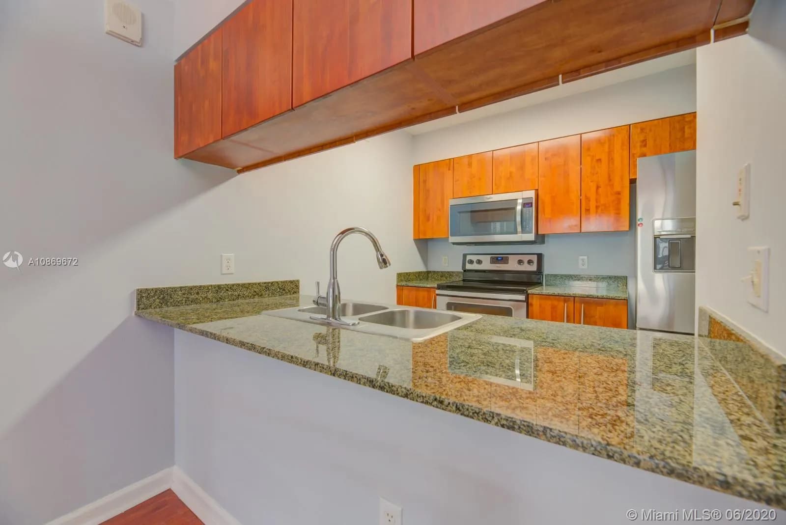 1200 Brickell Bay Dr # 2024, Miami FL 33131